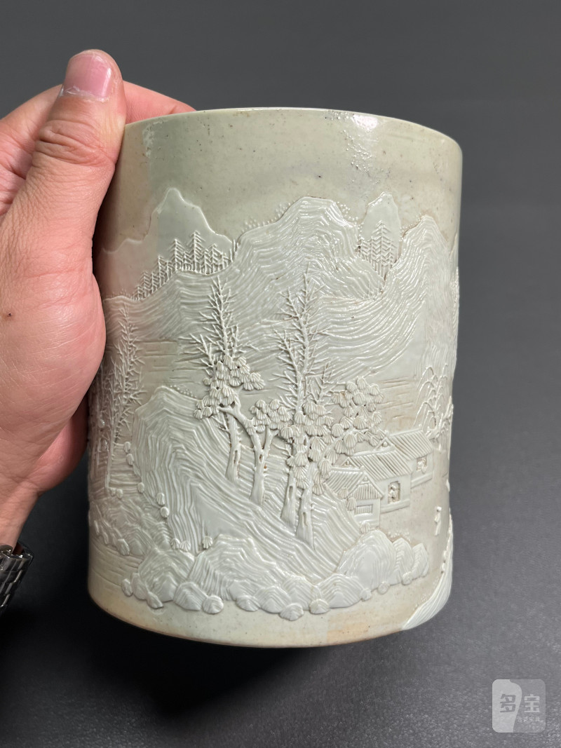 清道光  “王炳荣”款米黄釉雕瓷山水纹笔筒 - 图13